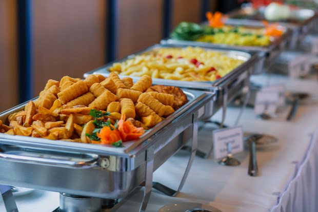 50 Cheap Wedding Reception Food Drink Menu Ideas On A Budget